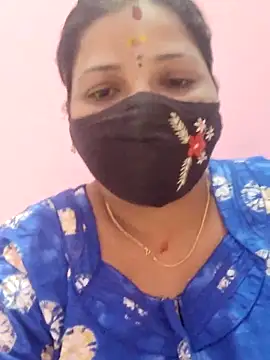 Snapshot of lathikaqueentamil chatting on 09.14.25 lathikaqueentamil online show from 09.14.25