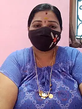 Snapshot of lathikaqueentamil chatting on 09.19.25 lathikaqueentamil online show from 09.19.25