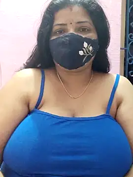 Snapshot of lathikaqueentamil chatting on 09.23.25 lathikaqueentamil online show from 09.23.25