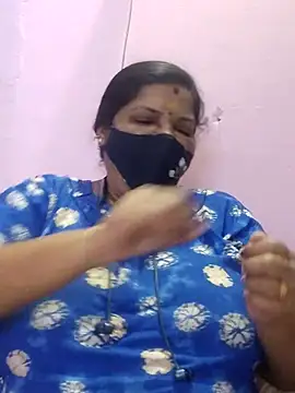 Snapshot of lathikaqueentamil chatting on 09.24.25 lathikaqueentamil online show from 09.24.25