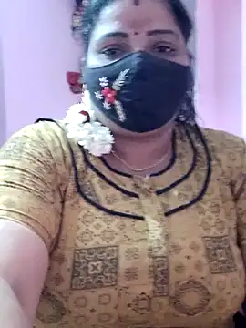 Snapshot of lathikaqueentamil chatting on 10.10.25 lathikaqueentamil online show from 10.10.25