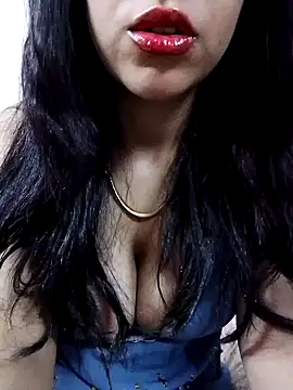 Snapshot of Princessa05 chatting on 10.08.25 Princessa05 online show from 10.08.25