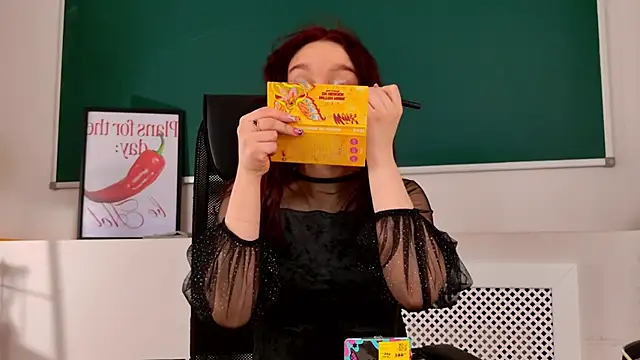 NoraHaynes online show from 04.26.26