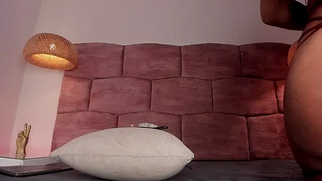 dani velvet online show from 03.18.26