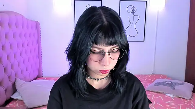 Rose 72 online show from 09.18.25