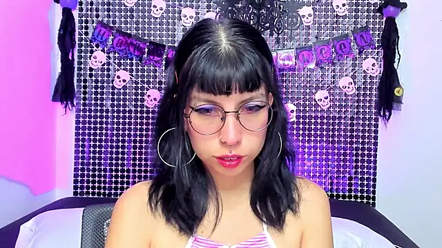 Rose 72 online show from 10.20.25