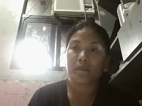 Uniquebeauty32 online show from 11.03.25