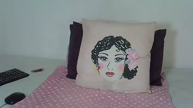 HotSexxy12 online show from 10.20.25