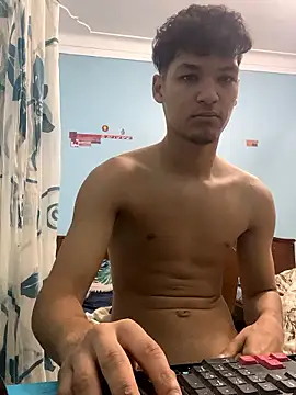 Snapshot of dermino12 chatting on 10.24.25 dermino12 online show from 10.24.25