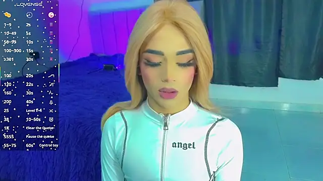 HANNAH BACKERS online show from 10.31.25