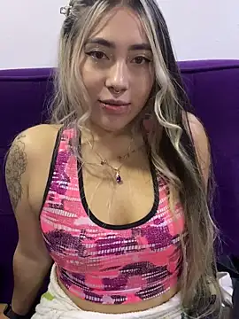  ManuVeelez online show from 09.18.25