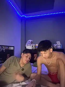 Snapshot of Kailertwink chatting on 05.07.26 Kailertwink online show from 05.07.26