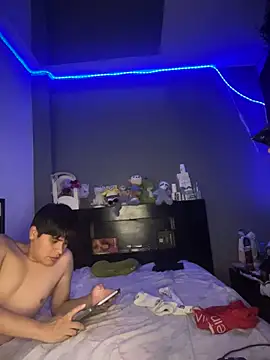 Kailertwink online show from 06.07.26