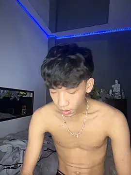 Kailertwink online show from 06.18.26