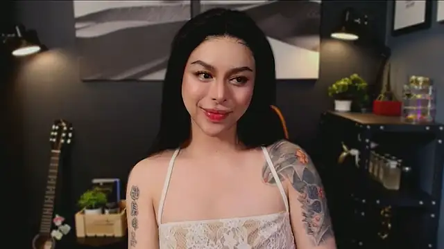 Snapshot of LUNACOCKSLAYER chatting on 11.09.25 LUNACOCKSLAYER online show from 11.09.25