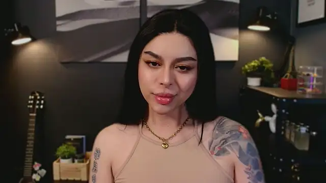 Snapshot of LUNACOCKSLAYER chatting on 11.20.25 LUNACOCKSLAYER online show from 11.20.25