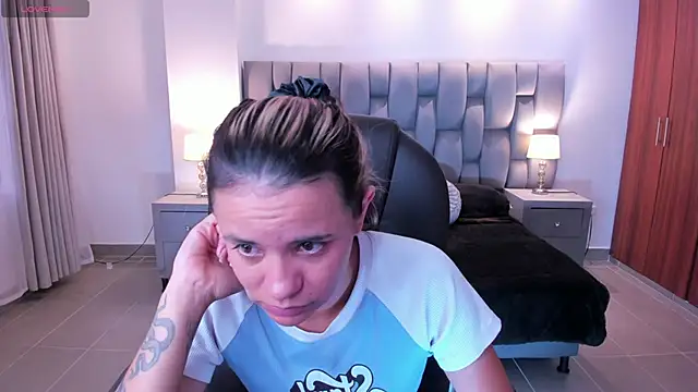 Snapshot of Celestee_rain chatting on 09.24.25 Celestee rain online show from 09.24.25