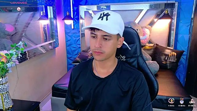 Snapshot of Alan_Del_Reyx chatting on 09.11.25 Alan Del Reyx online show from 09.11.25