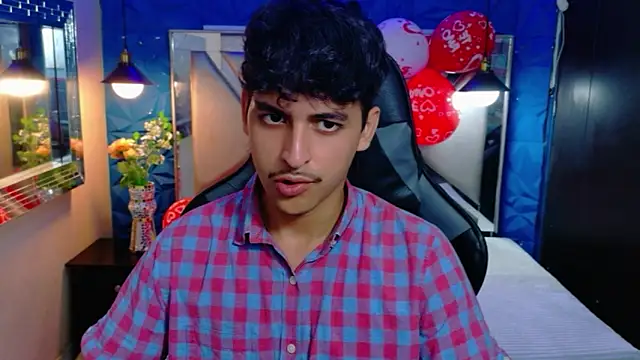 Snapshot of Alan_Del_Reyx chatting on 02.14.26 Alan Del Reyx online show from 02.14.26