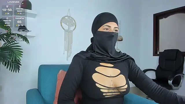 Snapshot of zali_mahamed chatting on 09.17.25 zali mahamed online show from 09.17.25