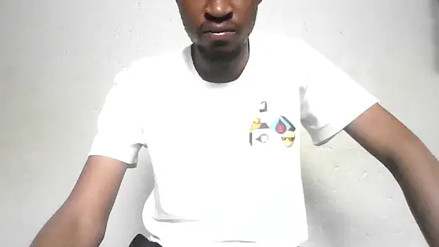 Snapshot of zeze0xxx chatting on 10.01.25 zeze0xxx online show from 10.01.25