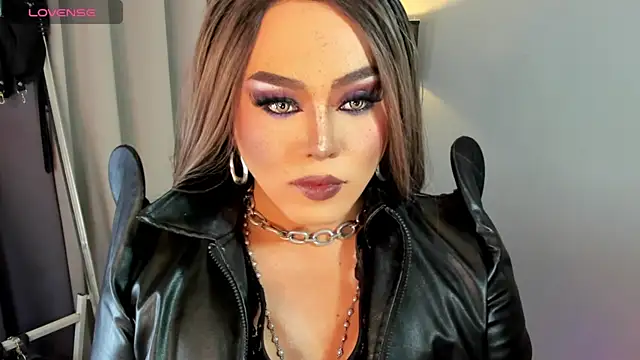 Snapshot of MagnaCumLoader17 chatting on 09.10.25 MagnaCumLoader17 online show from 09.10.25