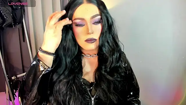 Snapshot of MagnaCumLoader17 chatting on 09.17.25 MagnaCumLoader17 online show from 09.17.25