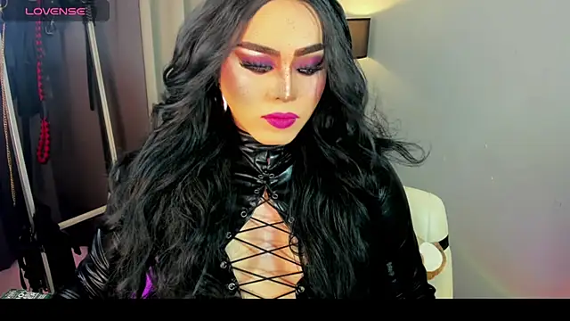 Snapshot of MagnaCumLoader17 chatting on 09.22.25 MagnaCumLoader17 online show from 09.22.25