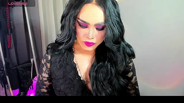 Snapshot of MagnaCumLoader17 chatting on 09.30.25 MagnaCumLoader17 online show from 09.30.25