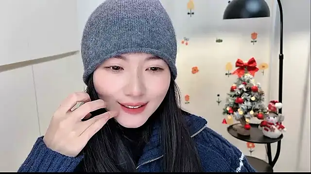 Snapshot of Rosalind_xixi chatting on 12.21.25 Rosalind xixi online show from 12.21.25