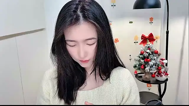 Snapshot of Rosalind_xixi chatting on 12.22.25 Rosalind xixi online show from 12.22.25