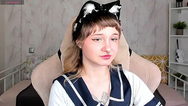 Tori Cutie online show from 04.21.26
