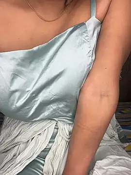 Snapshot of Cute-Samayra chatting on 03.25.26 Cute-Samayra online show from 03.25.26