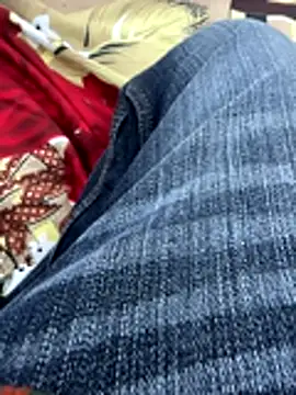 Snapshot of LOVEGURU1095 chatting on 10.29.25 LOVEGURU1095 online show from 10.29.25