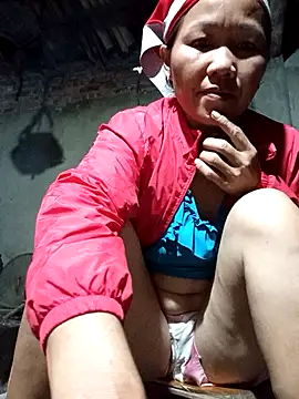 Snapshot of TinTin321 chatting on 10.29.25 TinTin321 online show from 10.29.25