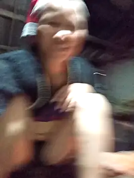 Snapshot of TinTin321 chatting on 11.05.25 TinTin321 online show from 11.05.25