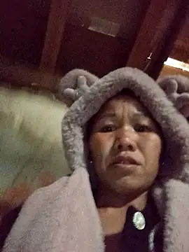 Snapshot of TinTin321 chatting on 11.25.25 TinTin321 online show from 11.25.25