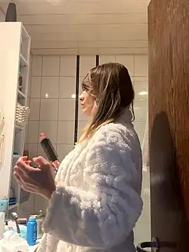 Snapshot of IsabellaEtha chatting on 01.09.26 IsabellaEtha online show from 01.09.26