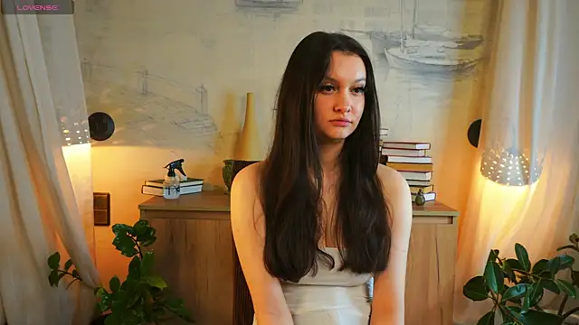 EvaDowe online show from 10.11.25