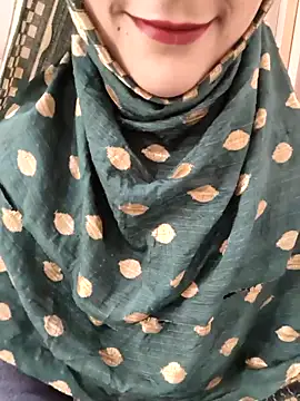 Snapshot of Indian-Aleena chatting on 02.12.26 Indian-Aleena online show from 02.12.26