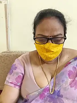 Snapshot of heera-rani chatting on 06.24.26 heera-rani online show from 06.24.26