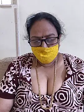 Snapshot of heera-rani chatting on 07.01.26 heera-rani online show from 07.01.26