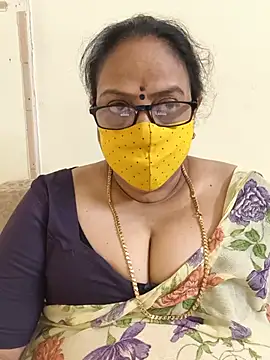 Snapshot of heera-rani chatting on 07.04.26 heera-rani online show from 07.04.26