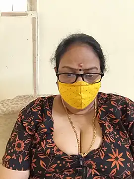 Snapshot of heera-rani chatting on 07.10.26 heera-rani online show from 07.10.26