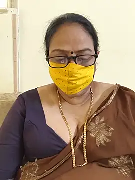 Snapshot of heera-rani chatting on 07.11.26 heera-rani online show from 07.11.26