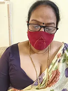 Snapshot of heera-rani chatting on 07.12.26 heera-rani online show from 07.12.26
