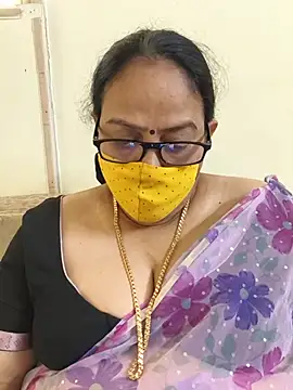 Snapshot of heera-rani chatting on 07.14.26 heera-rani online show from 07.14.26