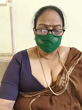 Snapshot of heera-rani chatting on 07.15.26 heera-rani online show from 07.15.26