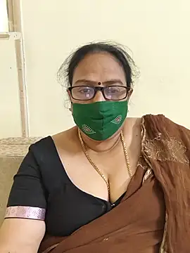Snapshot of heera-rani chatting on 07.18.26 heera-rani online show from 07.18.26