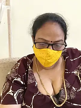 Snapshot of heera-rani chatting on 07.20.26 heera-rani online show from 07.20.26